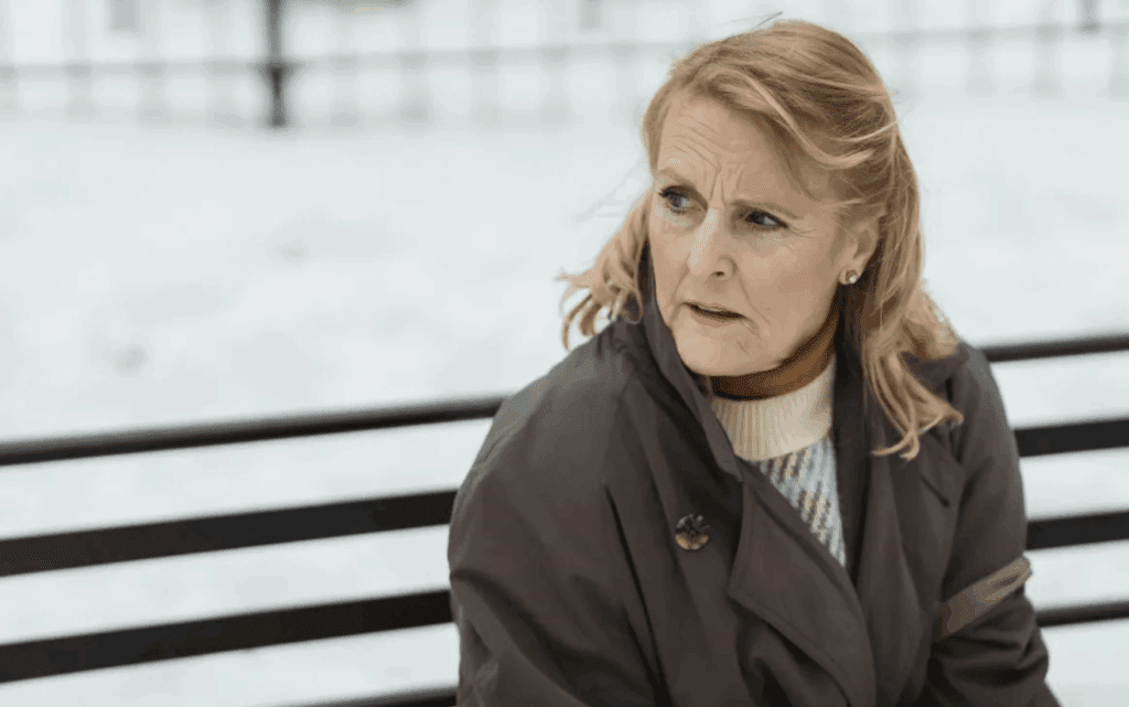 Jag dök upp hos mina föräldrar under påsk bara för att ta reda på att min äldre syster sparkade ut dem och fick dem att bo i sitt eget garage – det var hennes största misstag