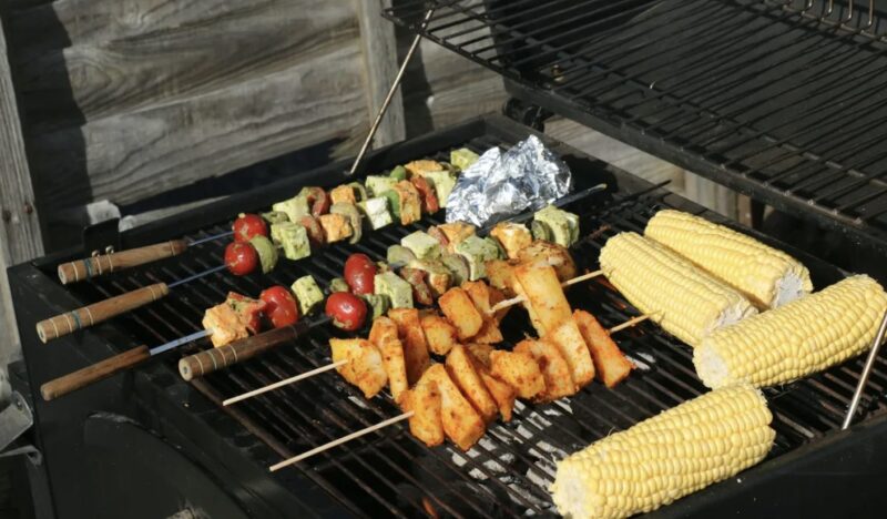 Min granne startade en grillning varje gång jag hängde tvätten ute bara för att förstöra den