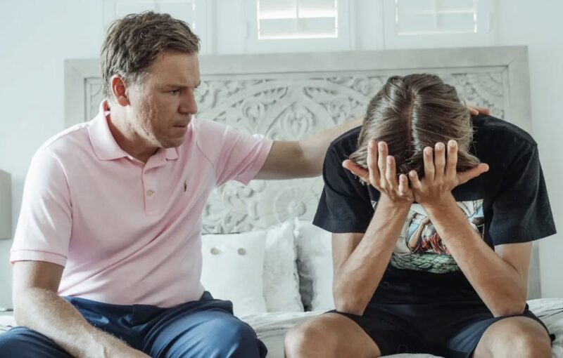 Min svärmor förstörde min sons 18:e födelsedag när hon gav honom ett brev och en ask – han var hjärtbruten och lärde henne en läxa i gengäld