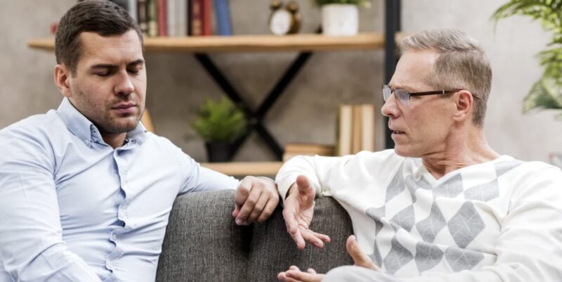 Jag lät min son göra ett DNA-test som bekräftade faderskapet, men sedan ringde hans fästmös mamma och lämnade mig totalt chockad