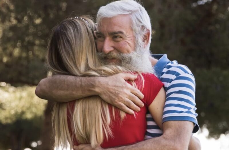Min pappa tog kredit för att han betalade för mitt bröllop under sin skål - men det var min styvfar som betalade för allt