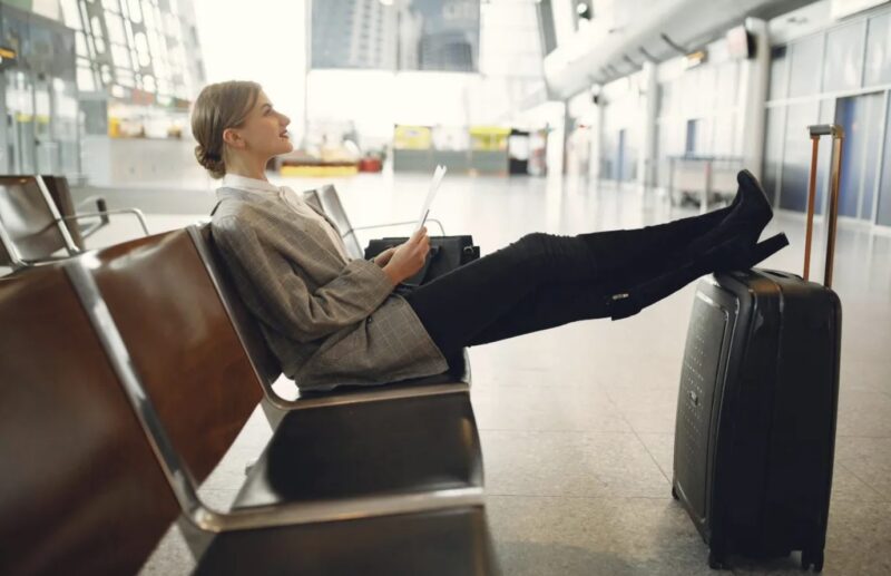 Med titeln Dog Owner Made the Airport Hell for Everyone – She Deserved What I Did at the Gate