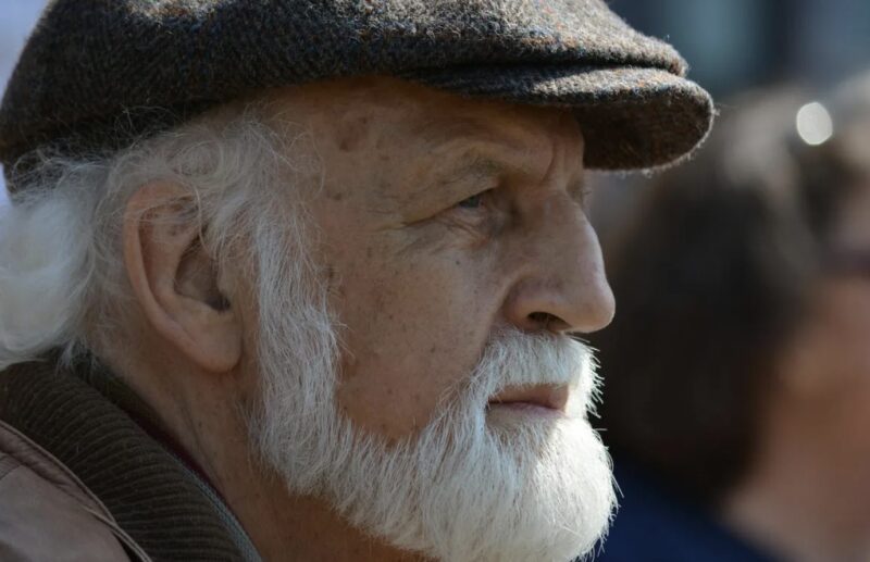 Med titeln Dog Owner Made the Airport Hell for Everyone – She Deserved What I Did at the Gate