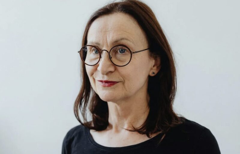 Min svärdotter började lämna barnen under min bokklubb – jag lät henne försiktigt veta att det inte var okej
