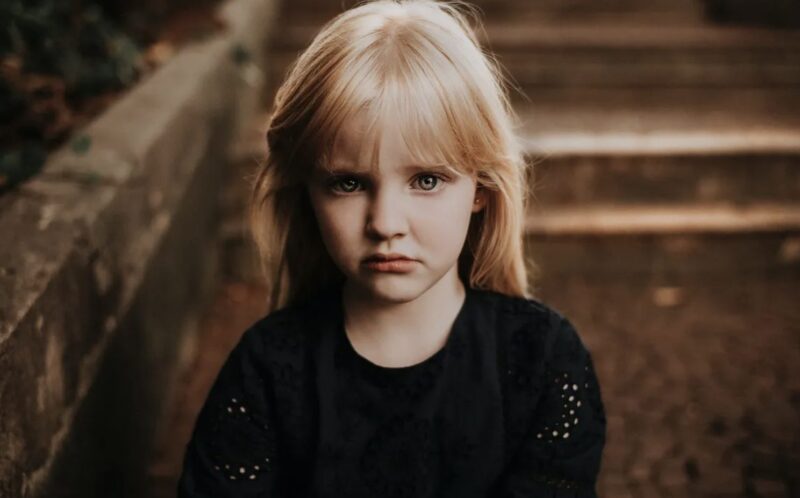 Jag måste uppfostra någon annans barn medan hennes mamma har roligt på fester – Dagens historia