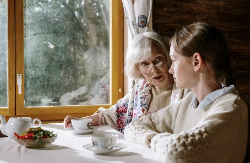 Min barndomsmobbare blev min kollega – hon började mobba mig igen, men den här gången lärde jag henne en läxa