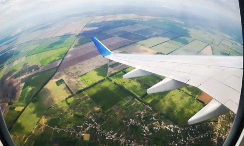 Min bror och hans fru lämnade min mamma på flygplatsen och flög iväg på semester: Jag var tvungen att lära dem en väldigt hård läxa.