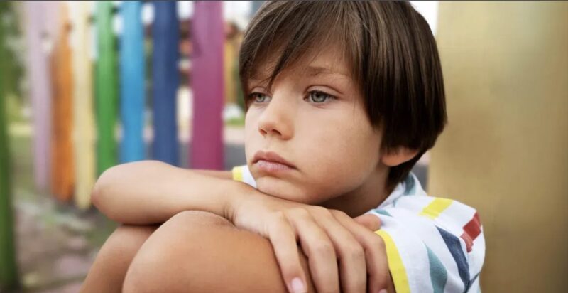 Min svärmor bjöd in vår 6-årige son till sin årliga tvåveckorssemester för barnbarnen – nästa dag ringde han gråtande och bad mig att ta honom hem