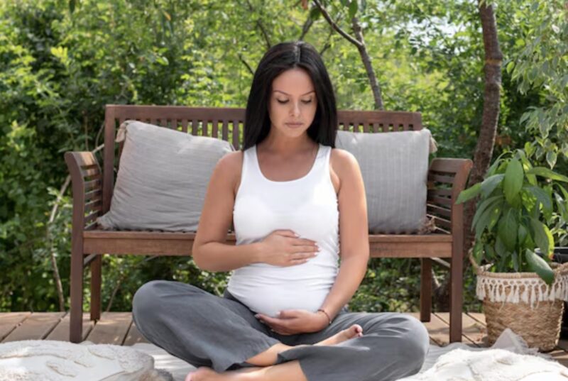 Min våldsamma man tvingade mig, sju månader gravid, att duscha under vattenkranen utomhus i iskalla väder. Han var säker på att hans grymma handlingar skulle gå obemärkt förbi. Men han visste inte att min far är miljardär, och straffet hade bara börjat…