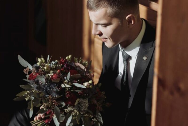 På min mans begravning tittade hans mamma rakt på mig och sa kallt: ”Det är bättre att han är borta nu än att han tvingas leva med den förlägenhet hon orsakade honom.”