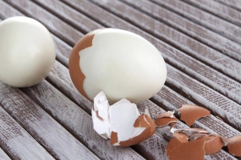 Vad händer om du av misstag äter ett förstört ägg?