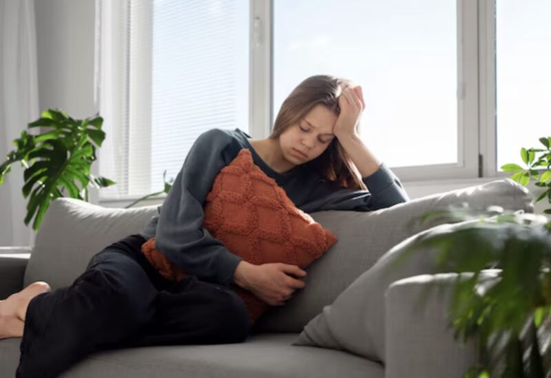Jag berättade aldrig för mina föräldrar vem min man egentligen var. För dem var han bara ett misslyckande jämfört med min systers VD-man. Jag fick förlossningar tidigt medan min man var utomlands. Förlossningen slet igenom mig, och min mammas röst var rysande.