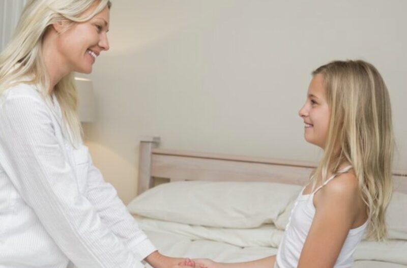 Efter ett dubbelpass på sjukhuset kom jag in och min 7-åriga dotter var försvunnen. Min mamma sa: ”Vi röstade. Ni får inte säga något”, medan min syster städade ut mitt barns rum som om det vore ett anfall.